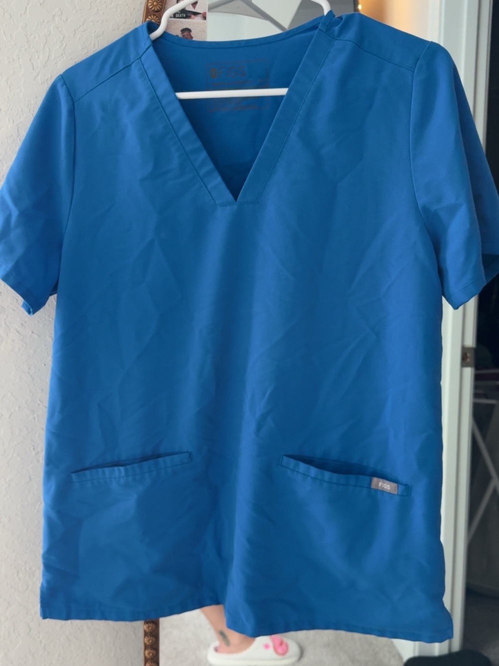 Figs Women’s V-Neck Scrub Top in Royal Blue